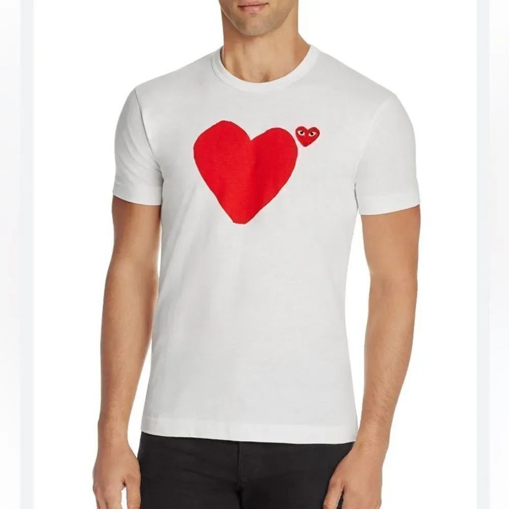 Comme Des Garcons PLAY Heart Graphic Tee Size XL